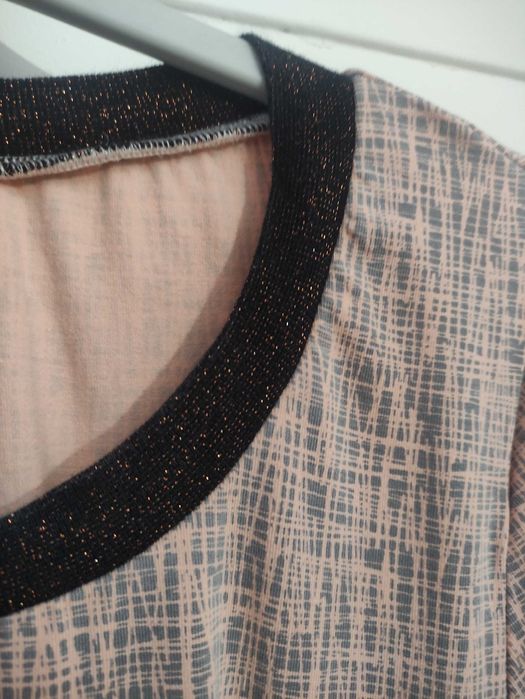 Рокля  с дълъг ръкав