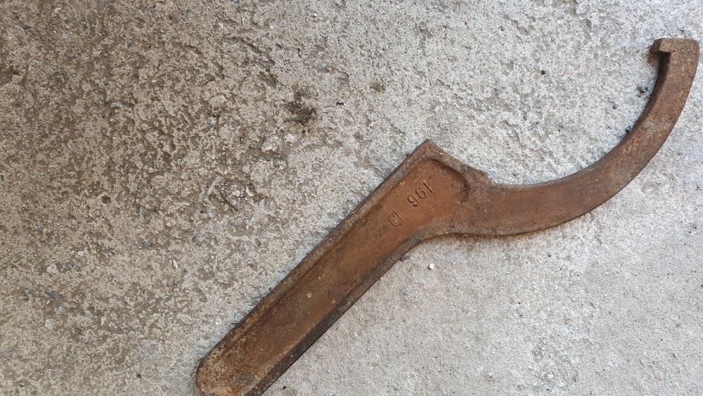 Секторен ключ 196 В