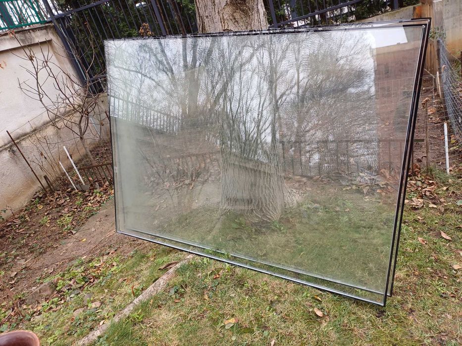 -здрава и функционираща алуминиева дограма тип хармоника ;стъклопакети