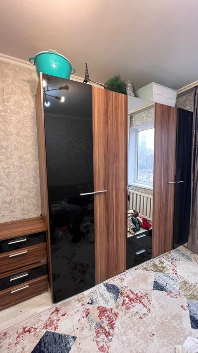 Срочно продам гарнитур