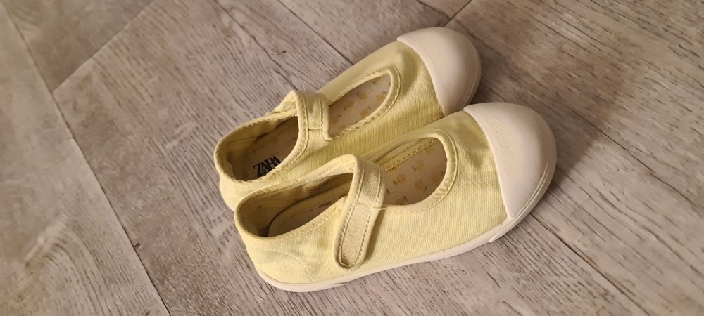 Детская обувь для девочек