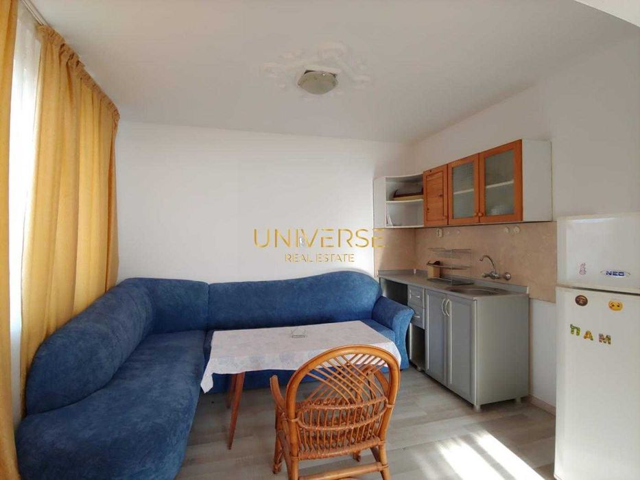 Продава се Къща в с. Кошарица, Област Бургас - 350 кв.м за 394 €/кв.м - Снимка #1