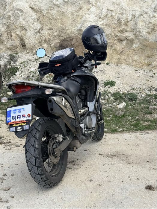 Honda Transalp XL700V