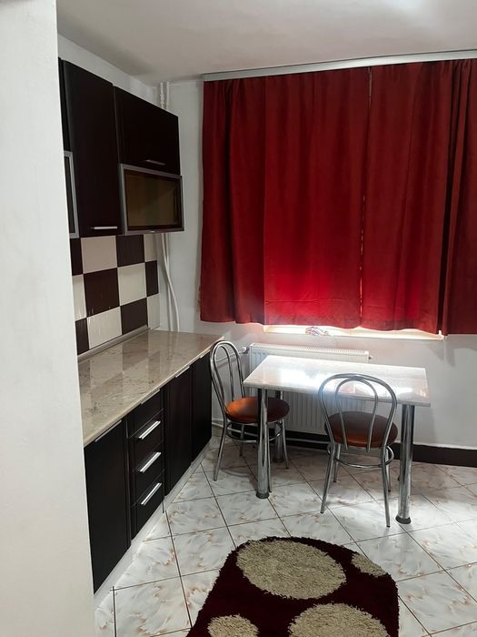 Apartament de închiriat