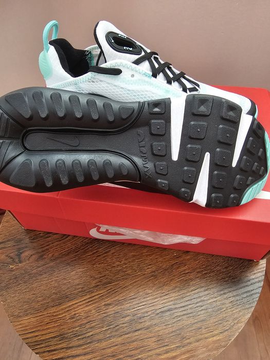 Оригинални маратонки Найк Air Max 2090