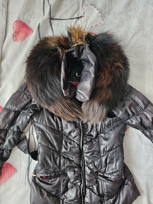 Обемна яка естествен косъм