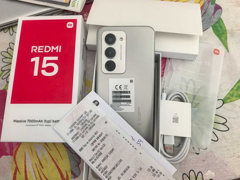 Чисто нов Redmi 15, с гаранция 2 години.