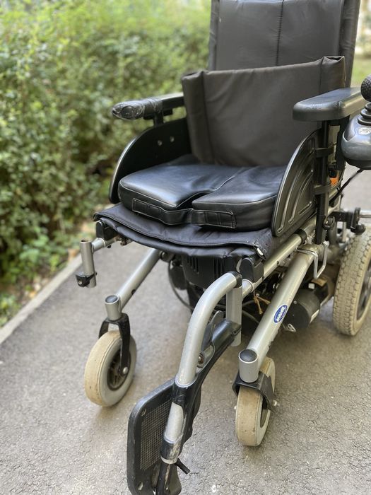 Scaun electric persoana cu handicap