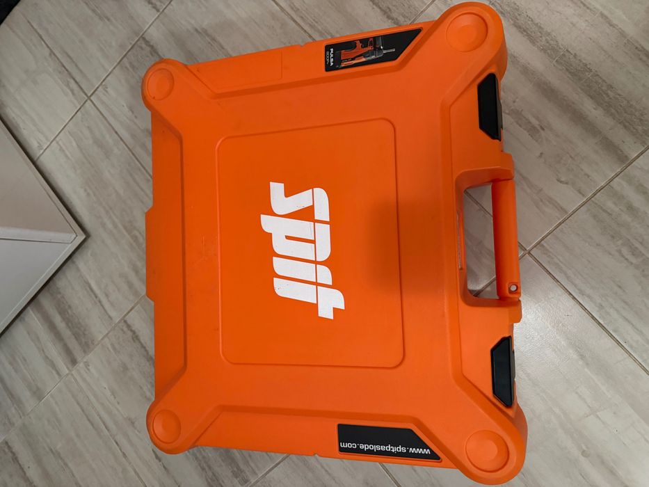 Spit Pulsa 800P+ набива пирони в бетон и метал отличен