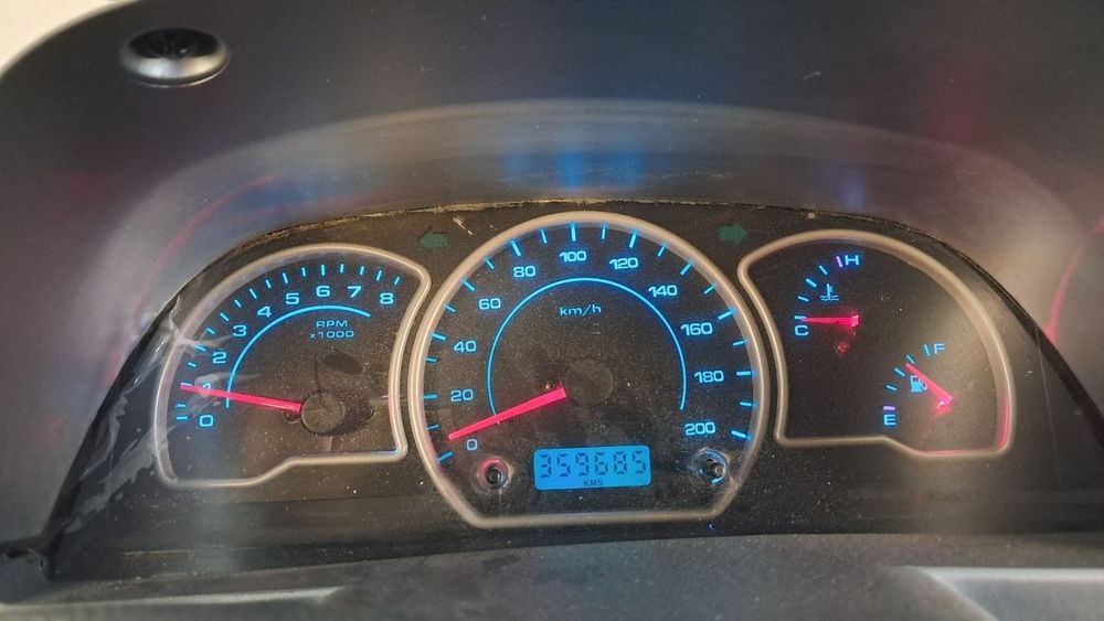 Продаю Nexia 2 (DOHC 1.5)