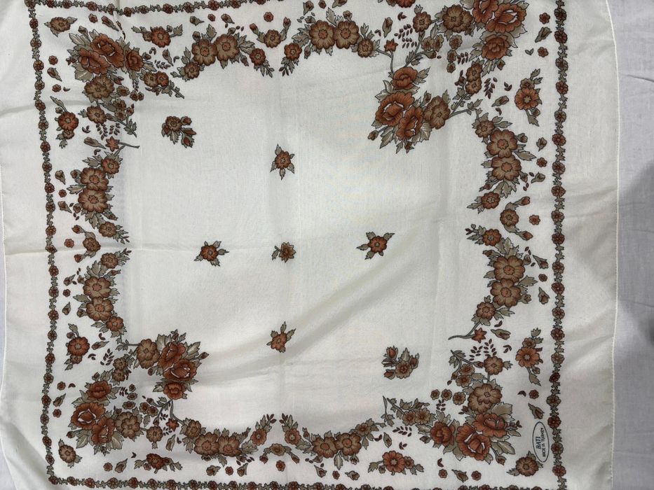 Продам женские платки