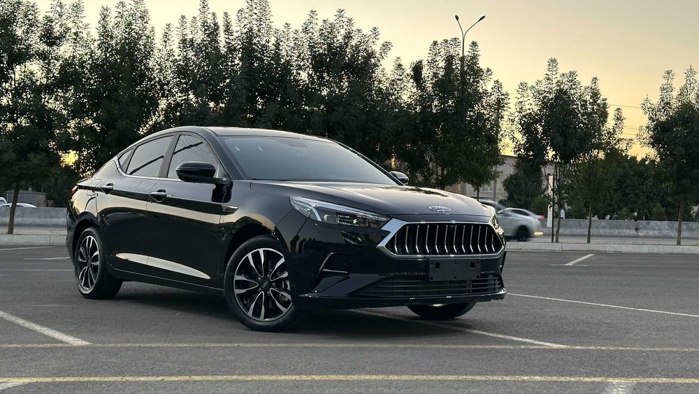 Jac J7 avtomobilini katta cegirmada sovgalar bn xarid qiliwga wowilng