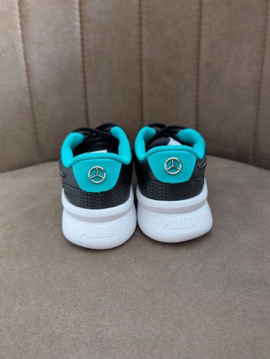 Маратонките Puma