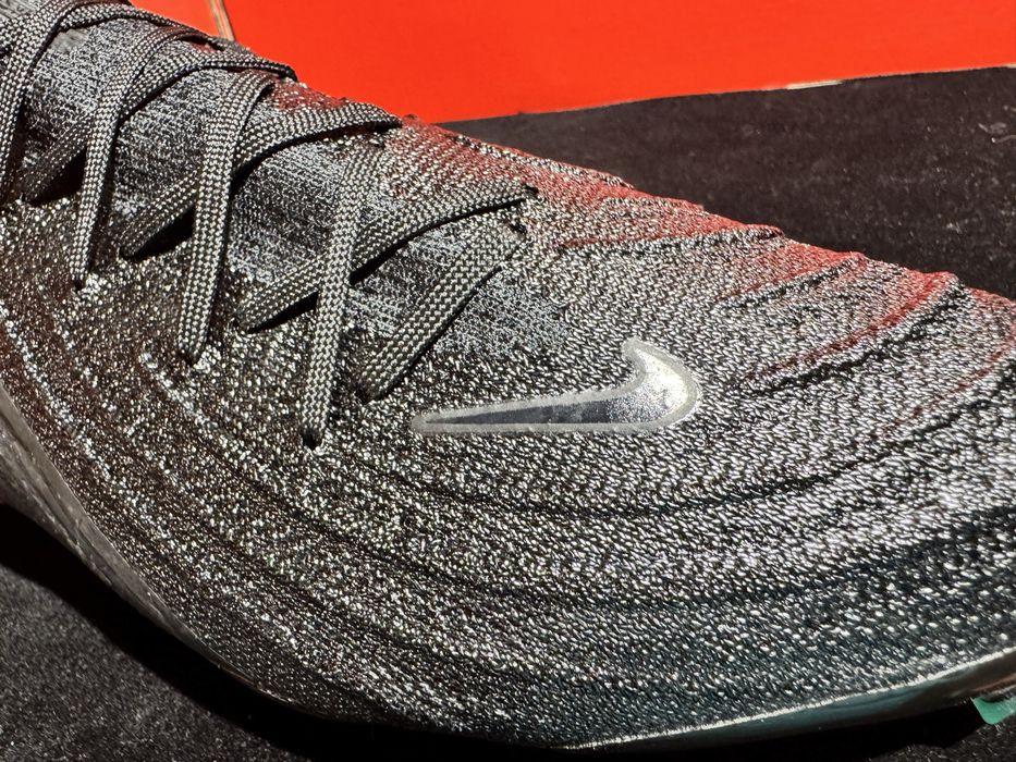 № 45.5 оригинални Nike Phantom Luna 2 Elite FG Shoemag