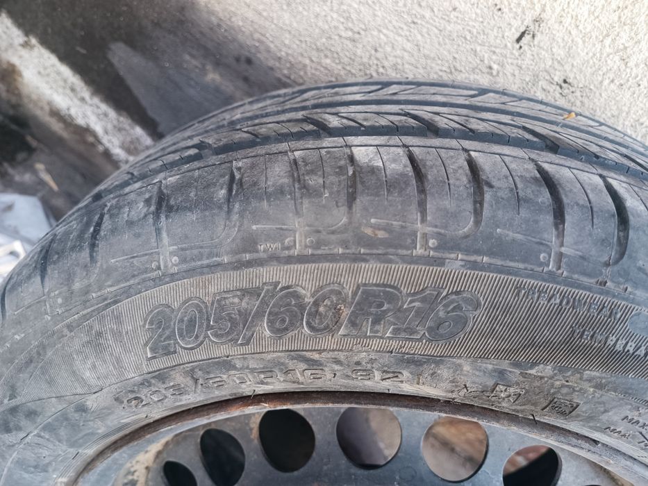 Титановые железные диски.