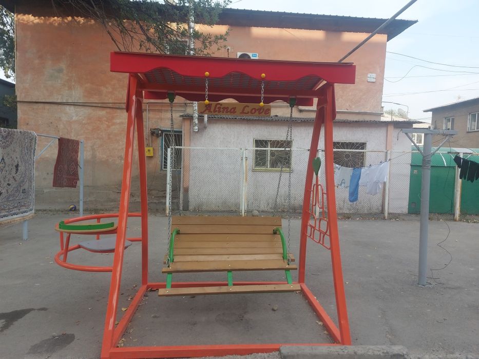 Продам качелю есть торг