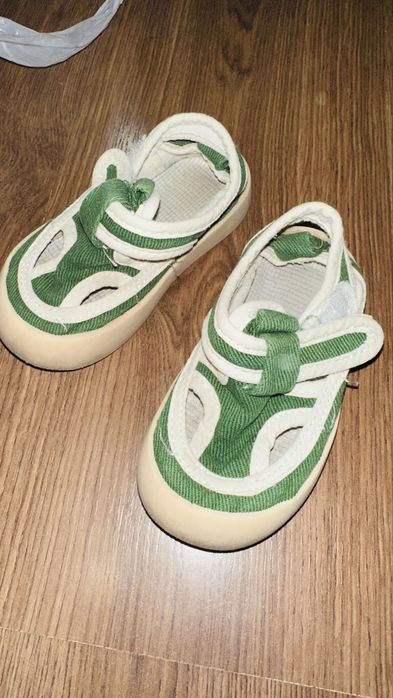 Детская обувь 22-23 размер