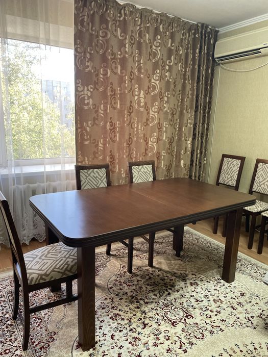 Продам стол и стулья
