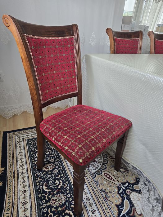 Продам стол со стульями