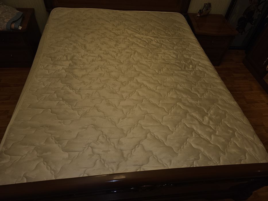 Матрас для кровати