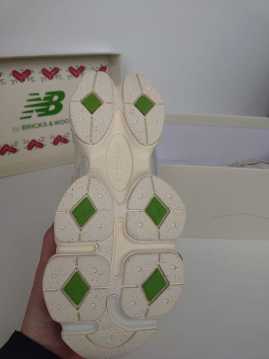 New Balance 9060 Bricks and Wood