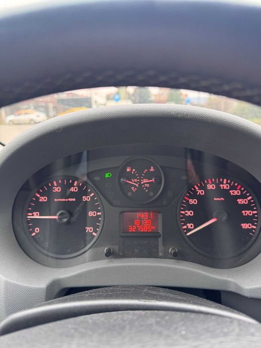 Dubă Peugeot Expert (L2,H1)