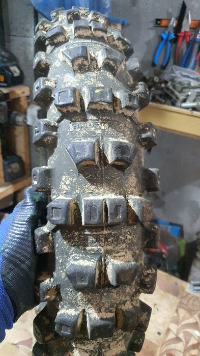 Goldentyre 110 90 19 ( R19 Cross )