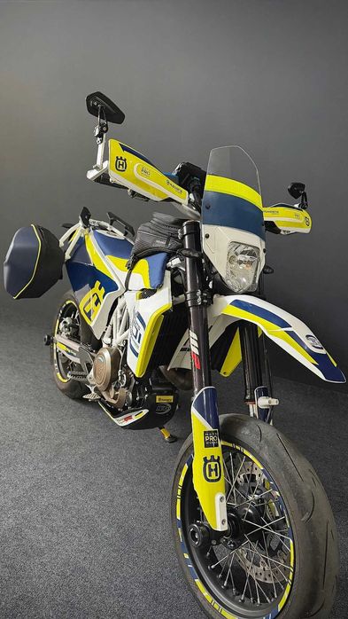 Husqvarna SM Super moto 701 2018г 1, 500км