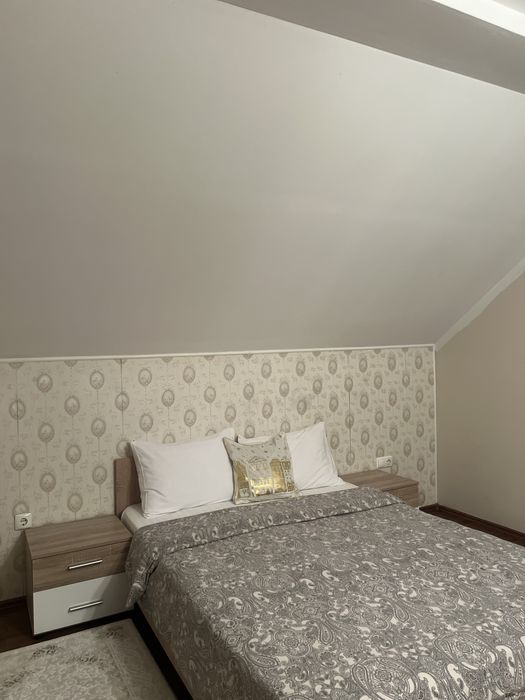 Pat cu noptiere si saltea