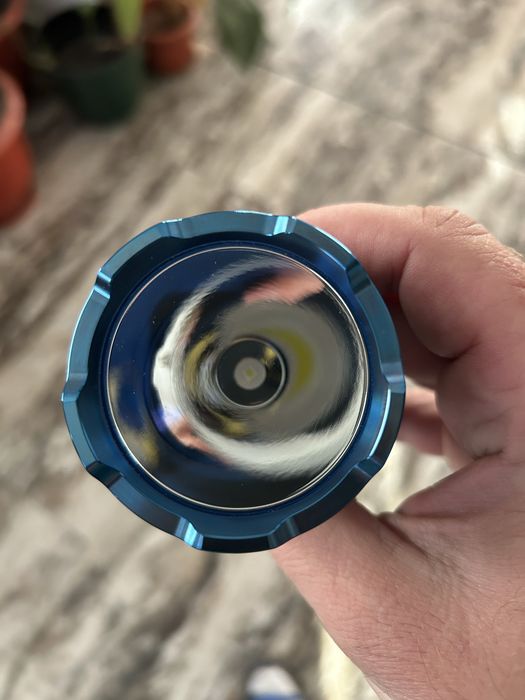 Lanterna olight warrior x turbo