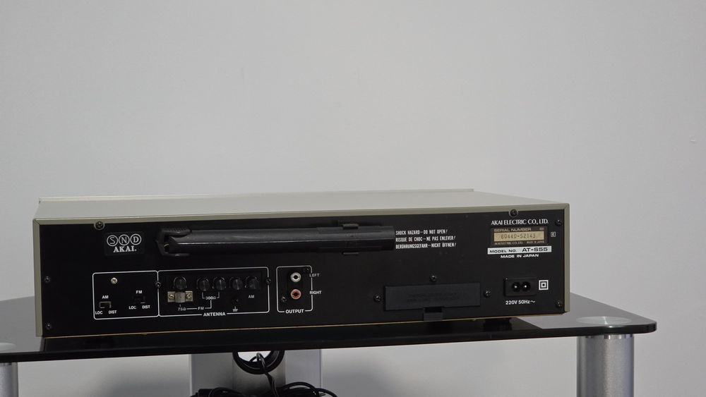 Tuner stereo Akai AT-S55