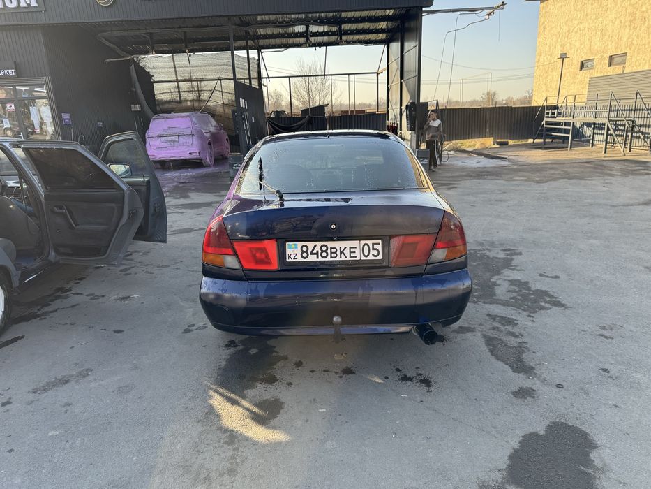 Продам митсубиси каризма