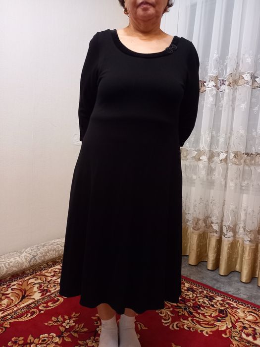 Продам платье 50-52р.р