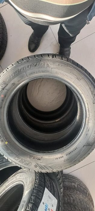 Продам шины в отличном состоянии