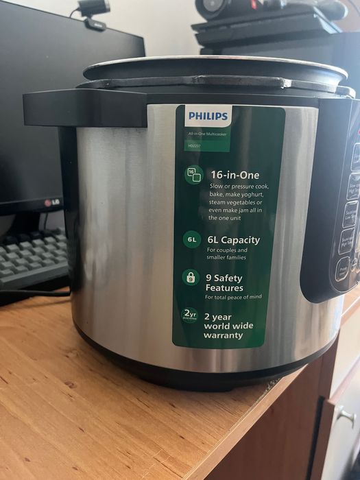 Мултикукър Philips