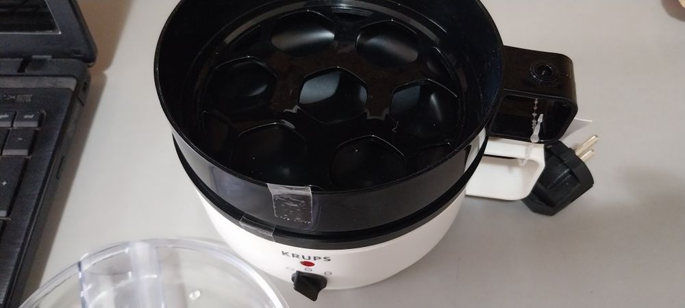 Fierbător de oua krups