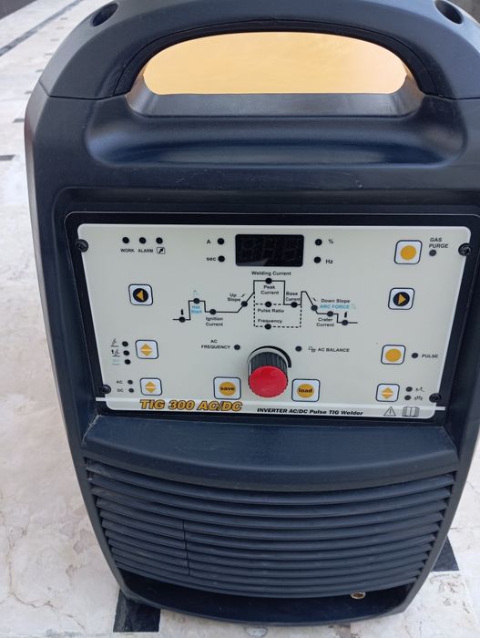 Сварочный аппарат FoxWeld SAGGIO TIG-300 AC/DC