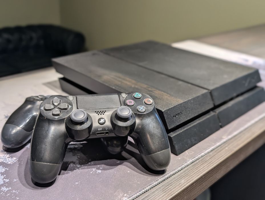 PS4 прошитая 500gb