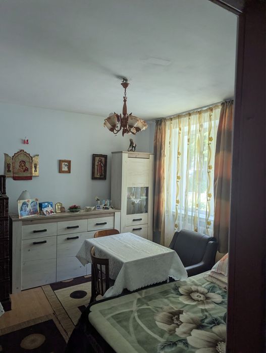 Vand ap 2 camere decomandat 54 mp2 +boxa la subsolul blocului