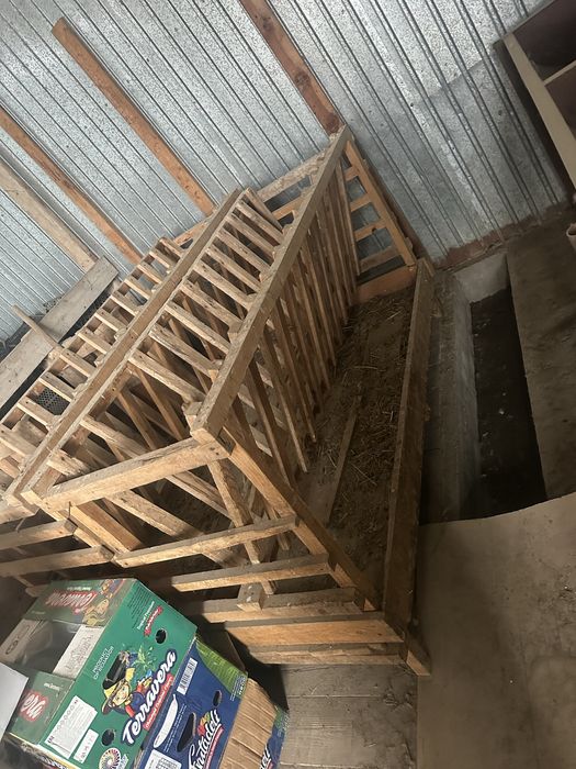 Продам кормушку для баранов 185см