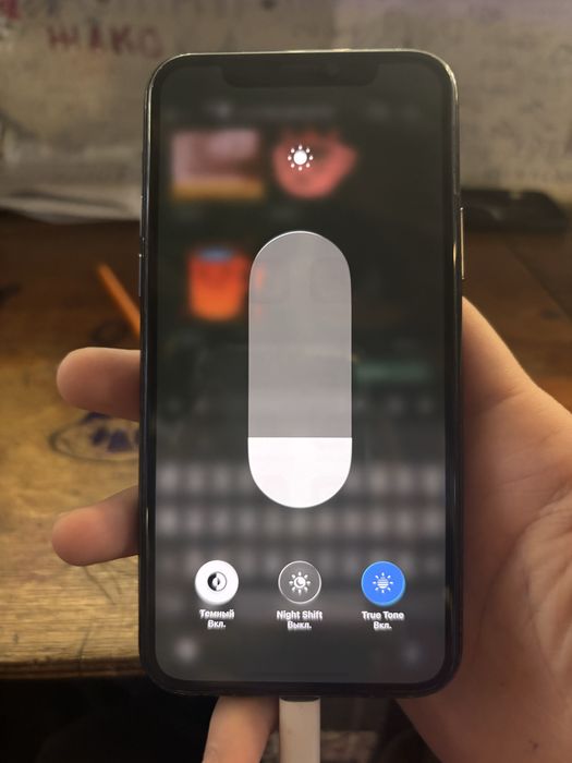 продам айфон 11 про