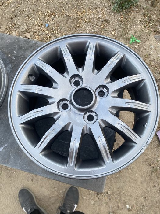 Продам диски от mitsubihi galant R15
