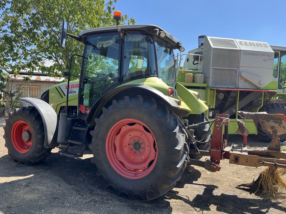 Tractor Claas Arion 430