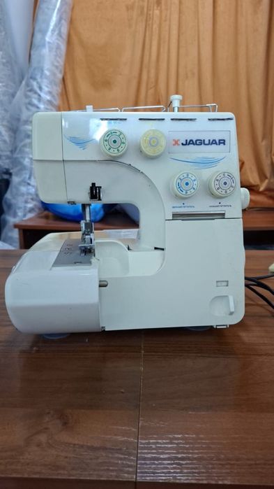 Оверлок сатылады б/у