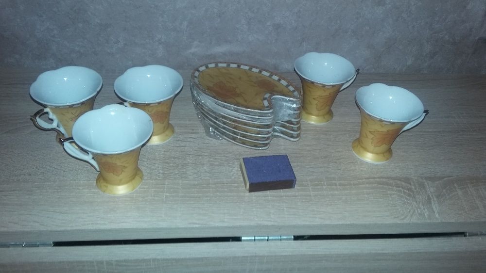 Набор посуды по 2000