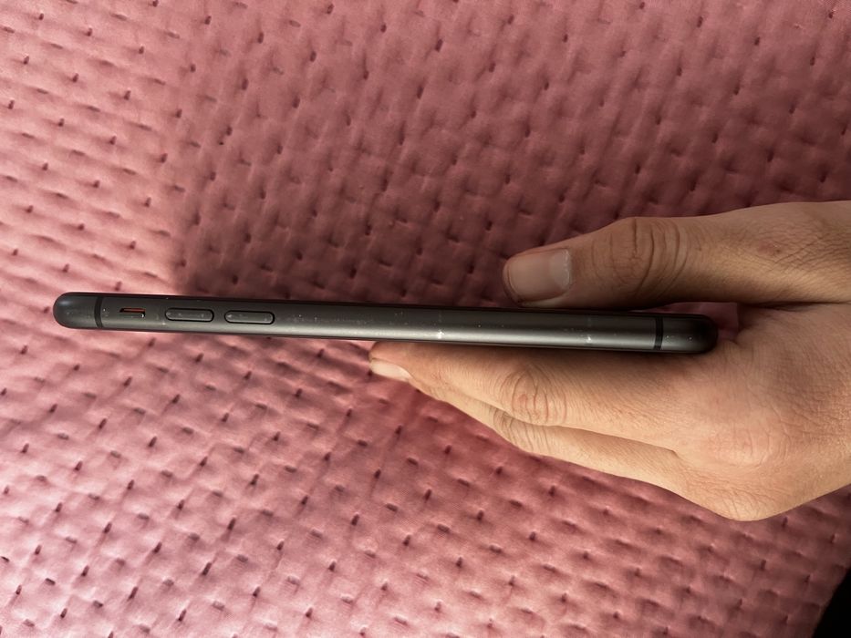 Iphone 11 128гб емкотсь 77%