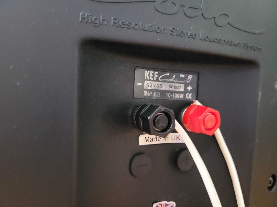KEF Coda 8 boxe Hi-Fi de raft