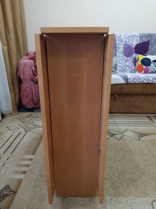 Продаю стол-книжка