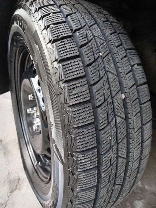 Продаются диски с шинами