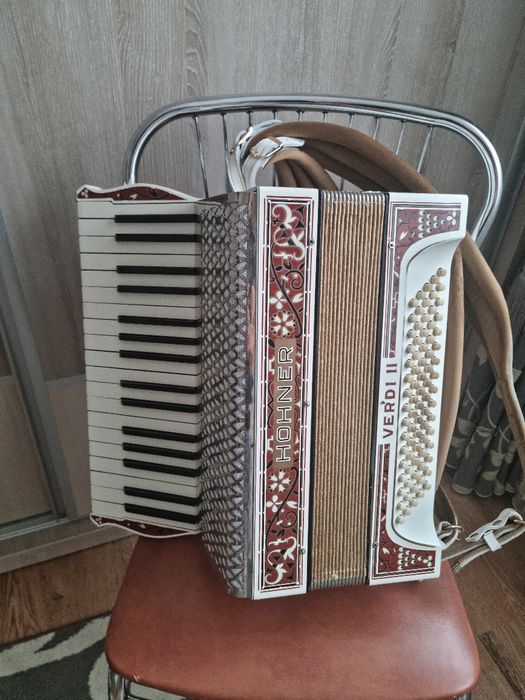 Vând Hohner verdi 2